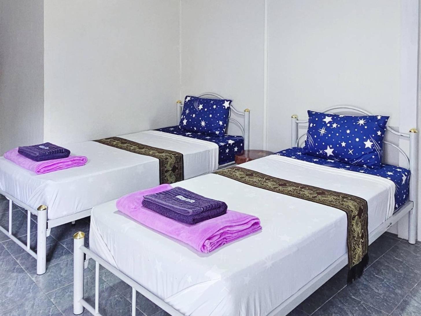 Nang Rong P.California Inter Hostel מראה חיצוני תמונה