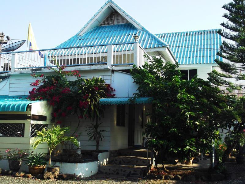 Nang Rong P.California Inter Hostel מראה חיצוני תמונה