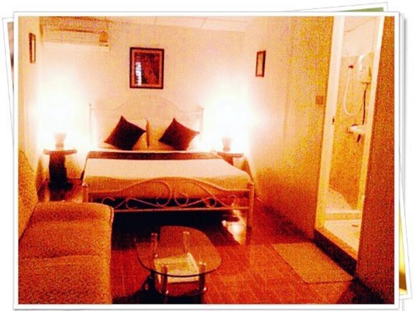 Nang Rong P.California Inter Hostel מראה חיצוני תמונה