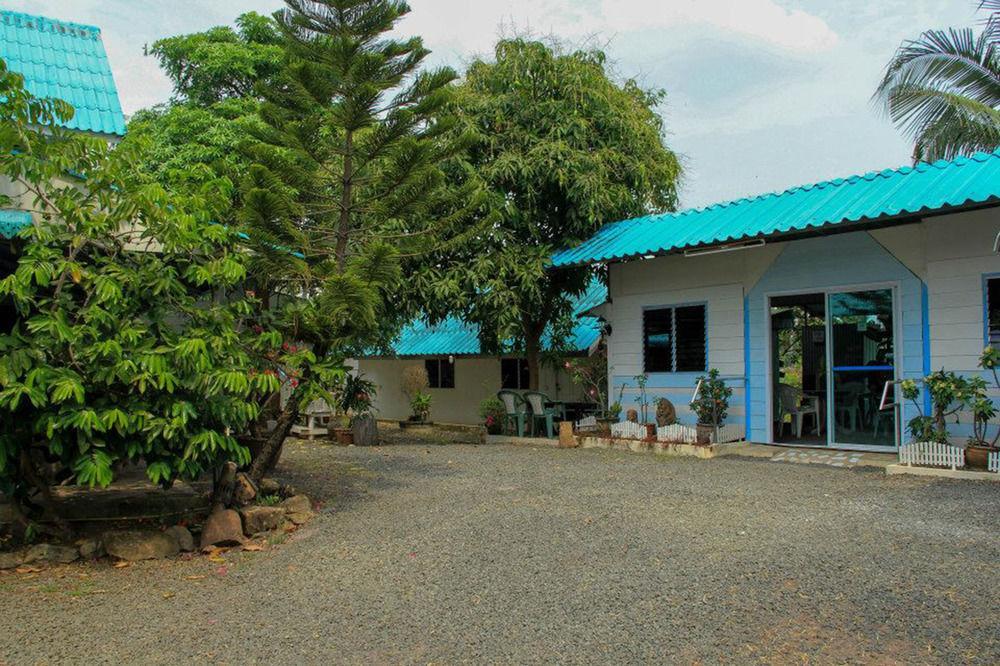 Nang Rong P.California Inter Hostel מראה חיצוני תמונה