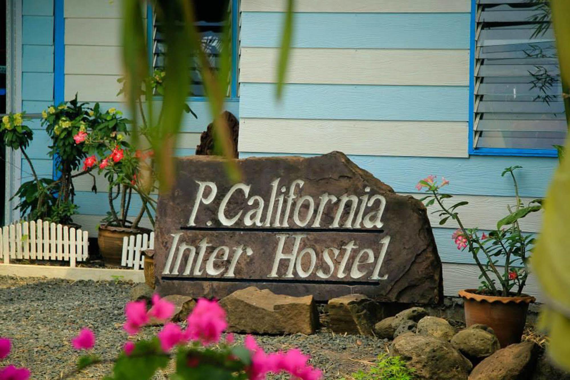 Nang Rong P.California Inter Hostel מראה חיצוני תמונה